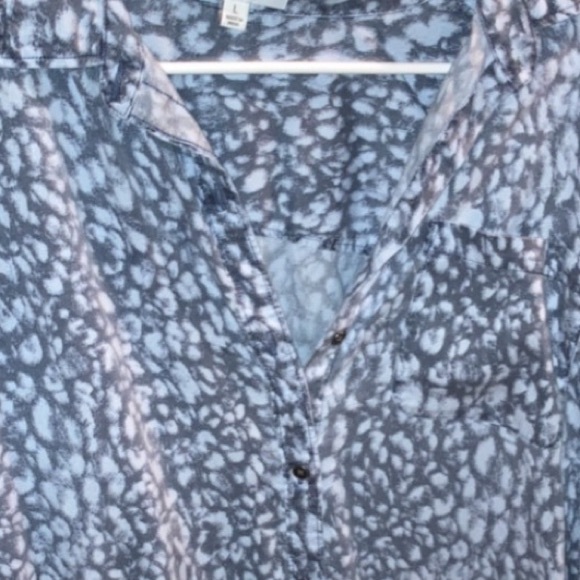 Dark blouse - Picture 2 of 3